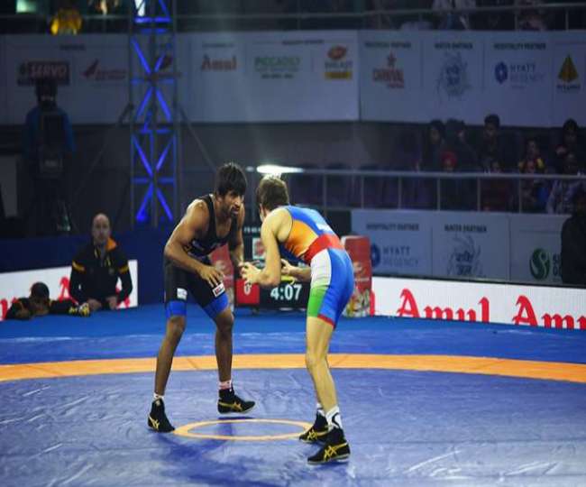 PWL-4: पंजाब से हारकर भी सेमीफाइनल में पहुंचा यूपी, अनीता ने रॉयल्स को ...