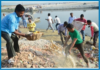 'गंगा से है जीवन, गंगा में है जीवन'