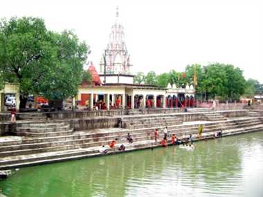 तीसरी नजर से गौरीशंकर और त्रिलोचन ...