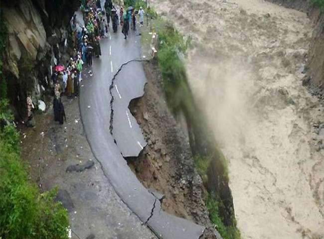 हिमालय à¤à¥à¤·à¥à¤¤à¥à¤° मà¥à¤ ठसà¤à¤¤à¥ हॠबड़ॠतबाहà¥, 8.5 तà¥à¤µà¥à¤°à¤¤à¤¾ à¤à¥ विनाशà¤à¤¾à¤°à¥ à¤à¥à¤à¤à¤ª à¤à¥ à¤à¥à¤¤à¤¾à¤µà¤¨à¥