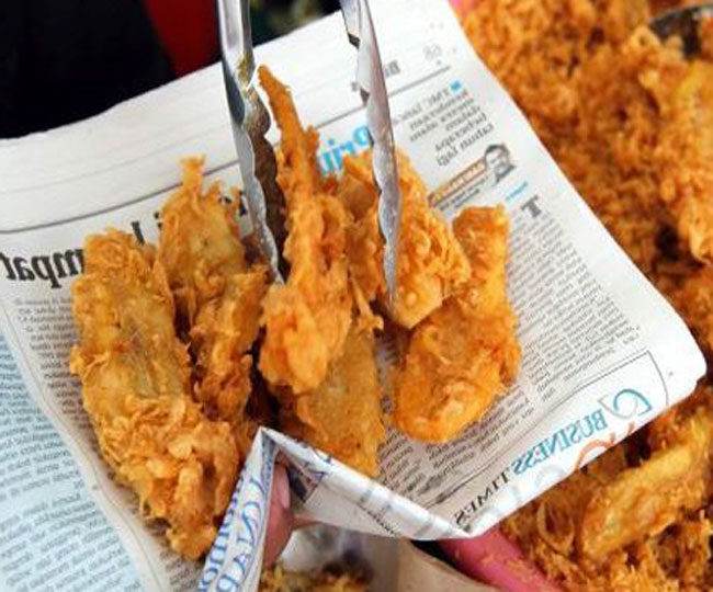 चंद पैसों के लालच में दुकानदार कर रहे हैं ये काम, ग्राहक है अंजान