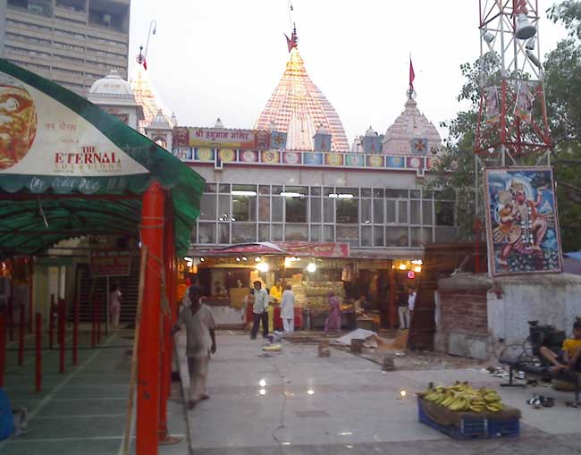 दिल्ली के इस मंदिर में संत तुलसीदास ने रची थी हनुमान चालीसा, देखें तस्‍वीरें