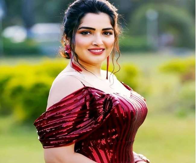 aamrapali dubey shares latest bold photos along with film love vivah dot com film poster fans reaction goes viral on social media