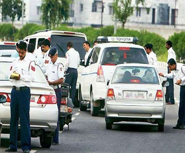 नए साल पर दिल्ली में सड़क पर वाहन उतारने से पहले पढ़ लें यह खबर, वरना होगा जब्त