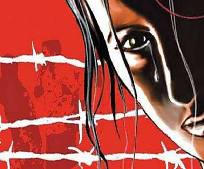 पुलिस ने उत्तर प्रदेश के अलीगढ़ से गिरफ्तार कर लिया।