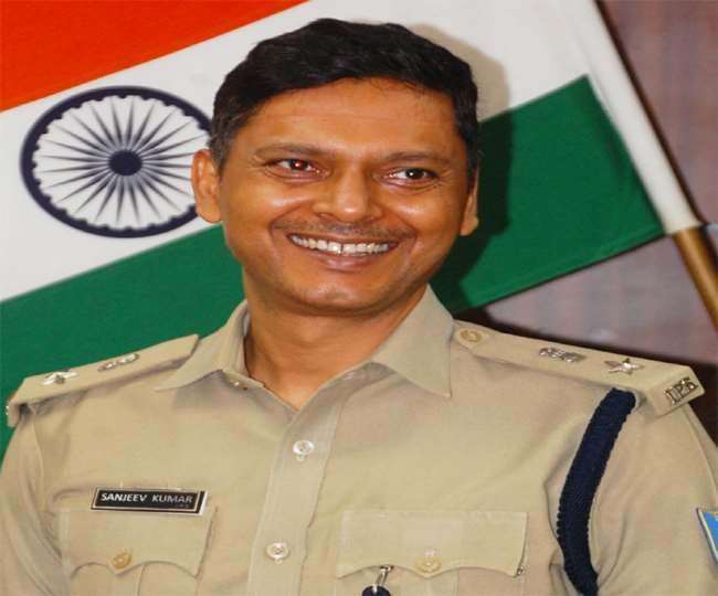 धनबाद के एसएसपी का हुआ प्रमोशन ...