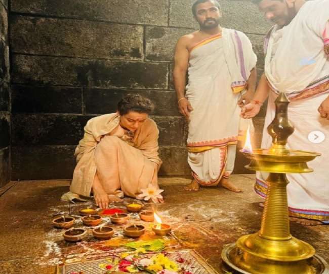 Kangana Ranaut goes to visit Tirupati on occasion of New Year.