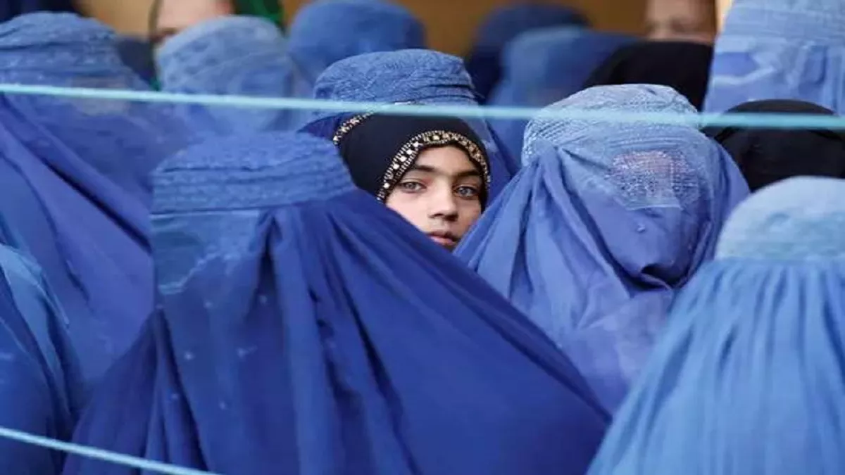 अफगानिस्तान में महिलाओं की स्थिति बेहद खराब, 2023 में भी जारी रह सकता है प्रतिबंध। फाइल फोटो।