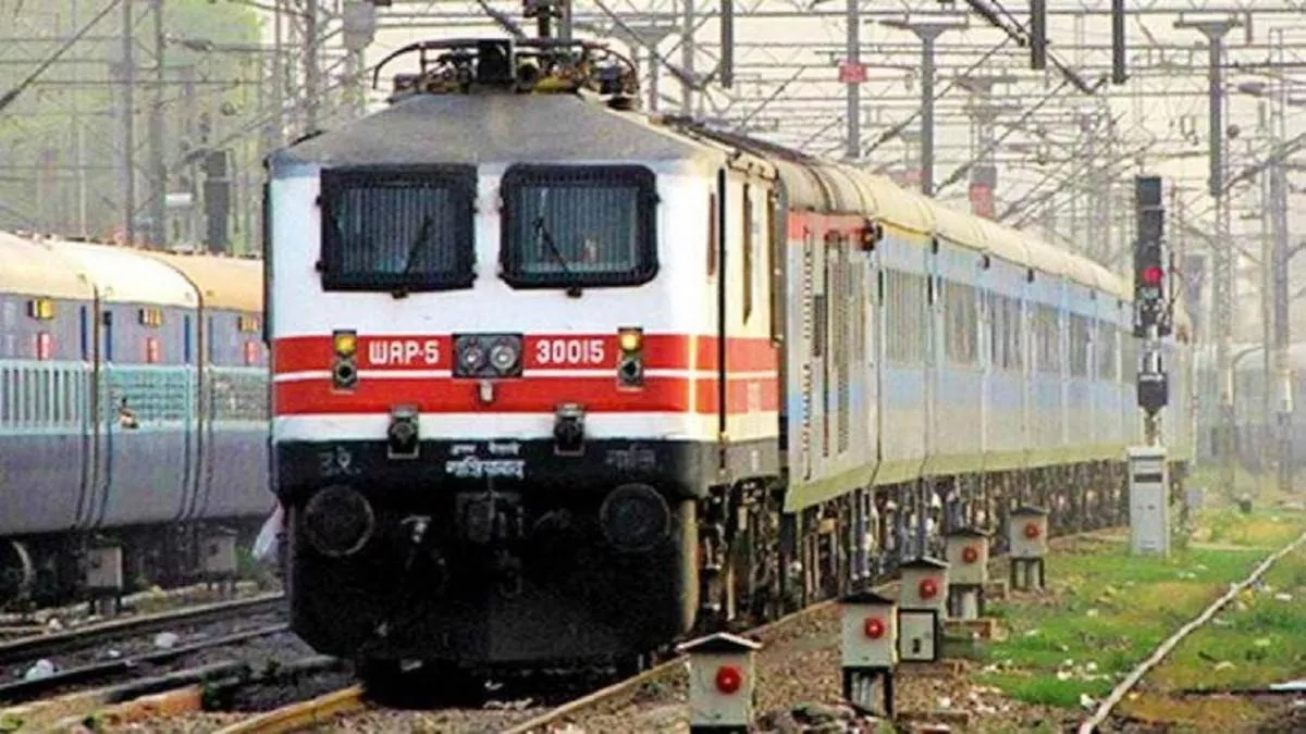 Gurugram  Railway Track Jam