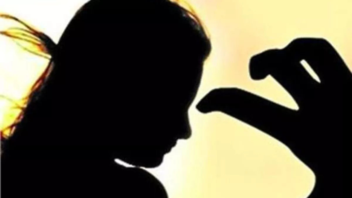 घर छोड़कर आई किशोरी को दोस्त ने देह व्यापार में ढकेला