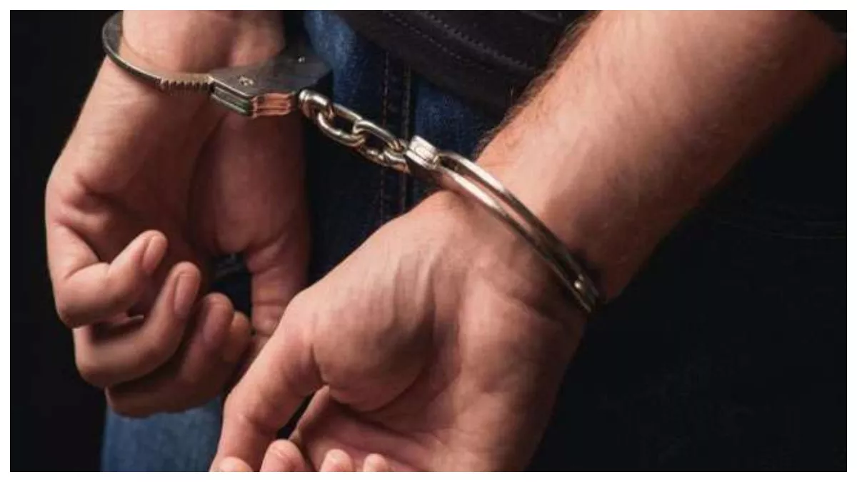 केंद्रीय जेल में बैठ चला रहे थे नशे का नेटवर्क शिमलापुरी में बनाया गोदाम, चार गिरफ्तार