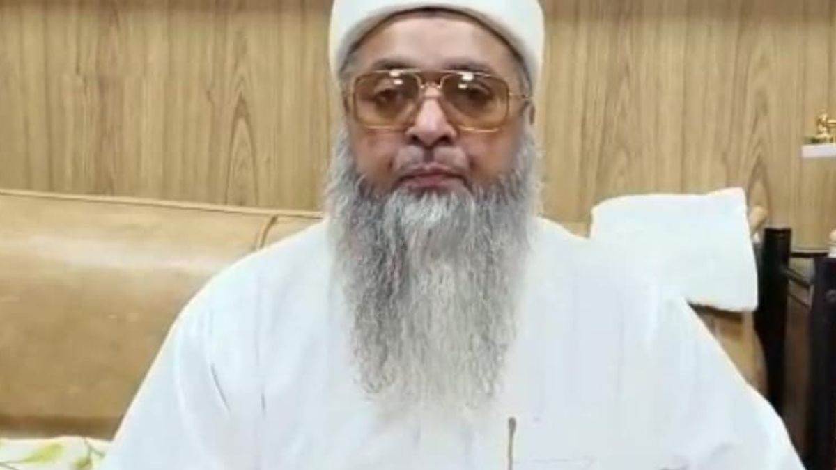 https://www.jagranimages.com/images/newimg/01022023/01_02_2023-omar_ahmad_ilyasi___23315982.jpg