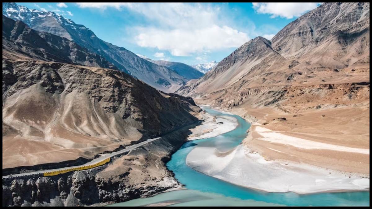 https://www.jagranimages.com/images/newimg/01022023/01_02_2023-tourism_23316172.jpg