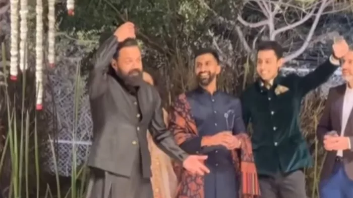 बॉबी देओल का जमाल कुडु डांस (Photo Instagram)