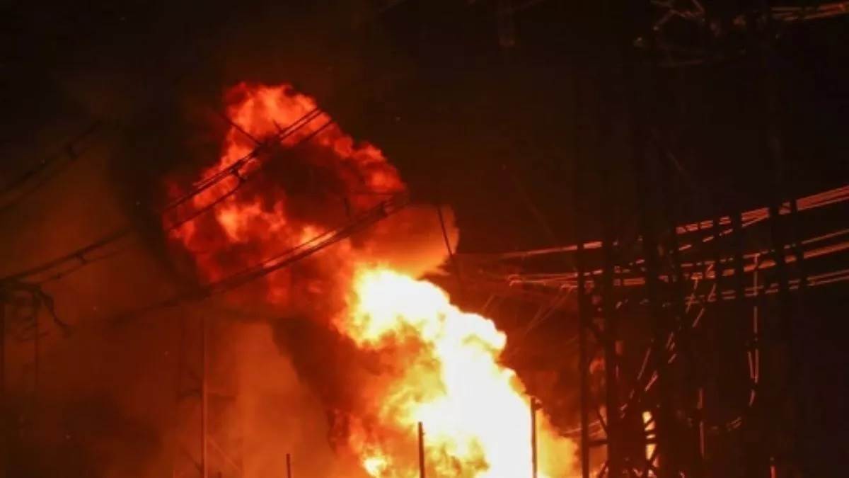 fire broke out in a sweet shop in kanpur no casualties in the accident