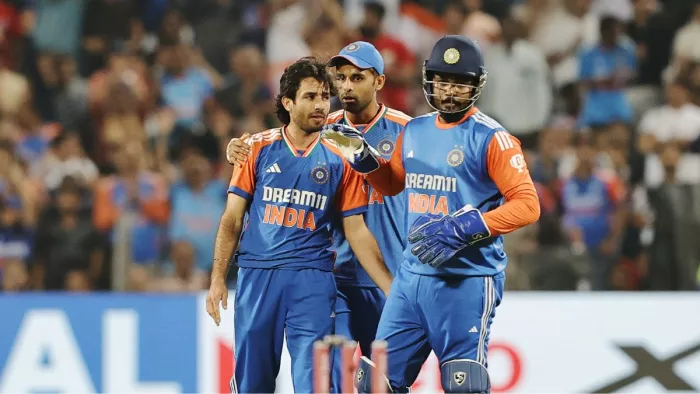 वानखेड़े में खेला जाएगा पांचवां और आखिरी मैच। फोटो- BCCI