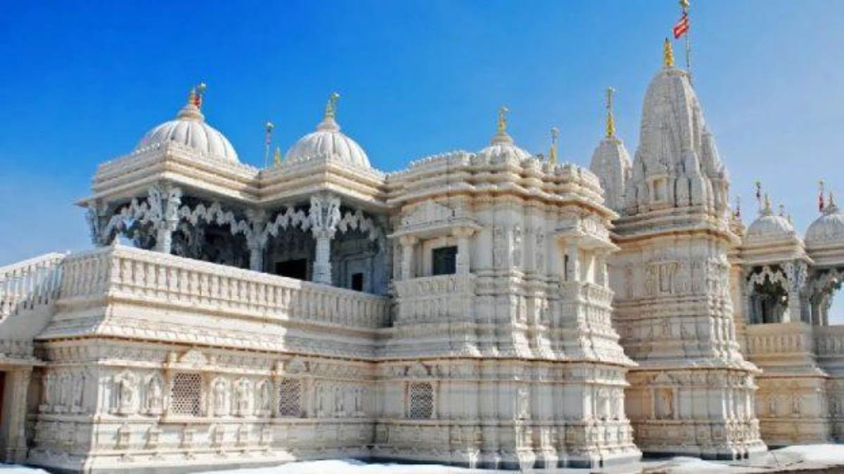https://www.jagranimages.com/images/newimg/01032023/01_03_2023-ap_govt_to_build_around_3000_temples_23344357.jpg