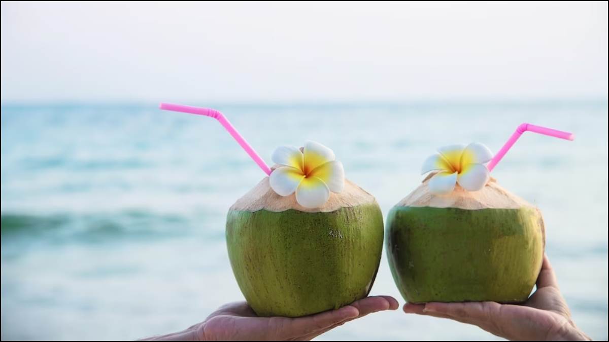 https://www.jagranimages.com/images/newimg/01032023/01_03_2023-coconut-water_23344159.jpg