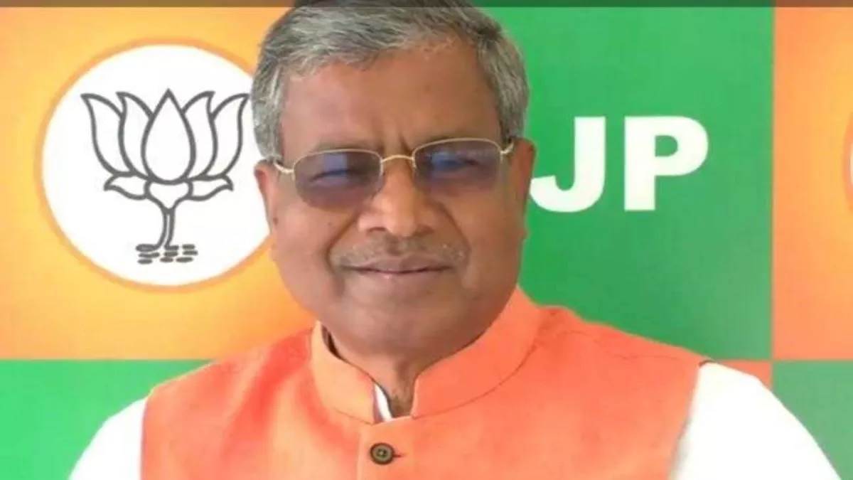 bjp state president babulal marandi fiercely targeted former chief minister hemant soren and his family and champai soren