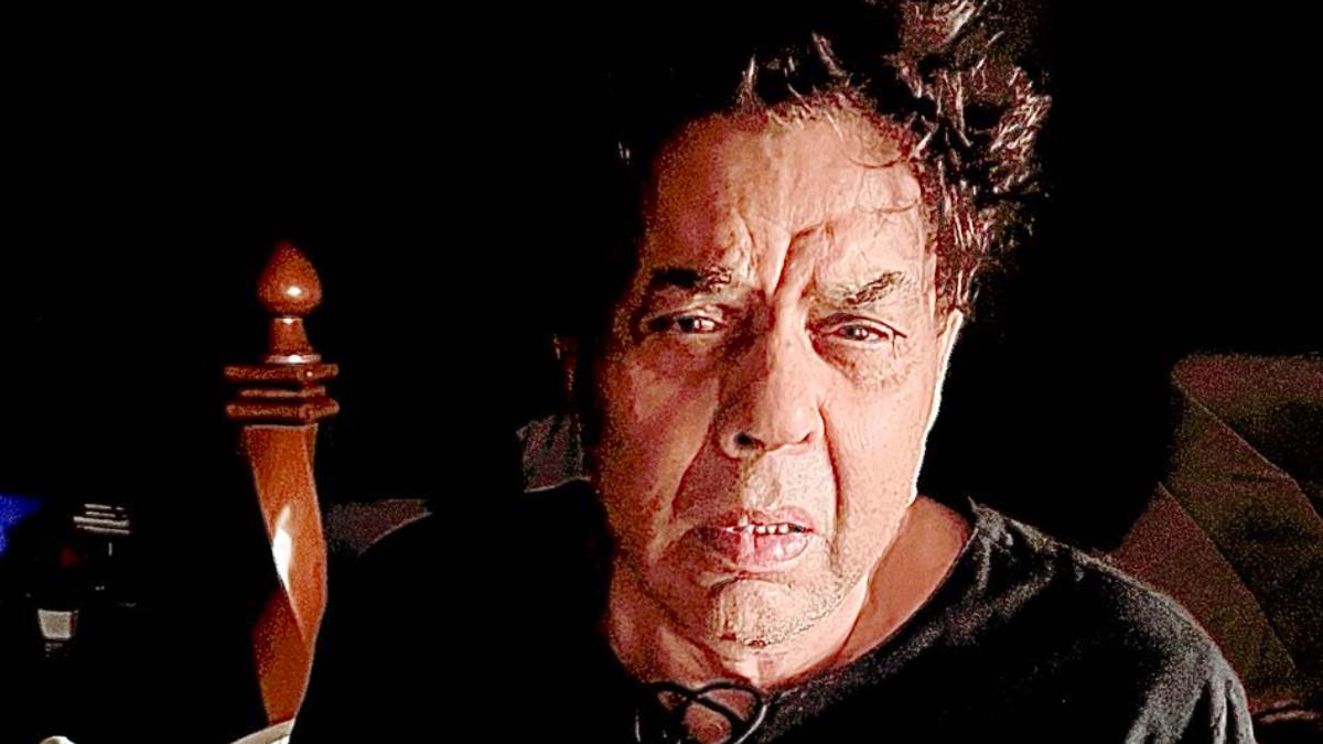 dharmendra shocked fans with his latest photo shares health update