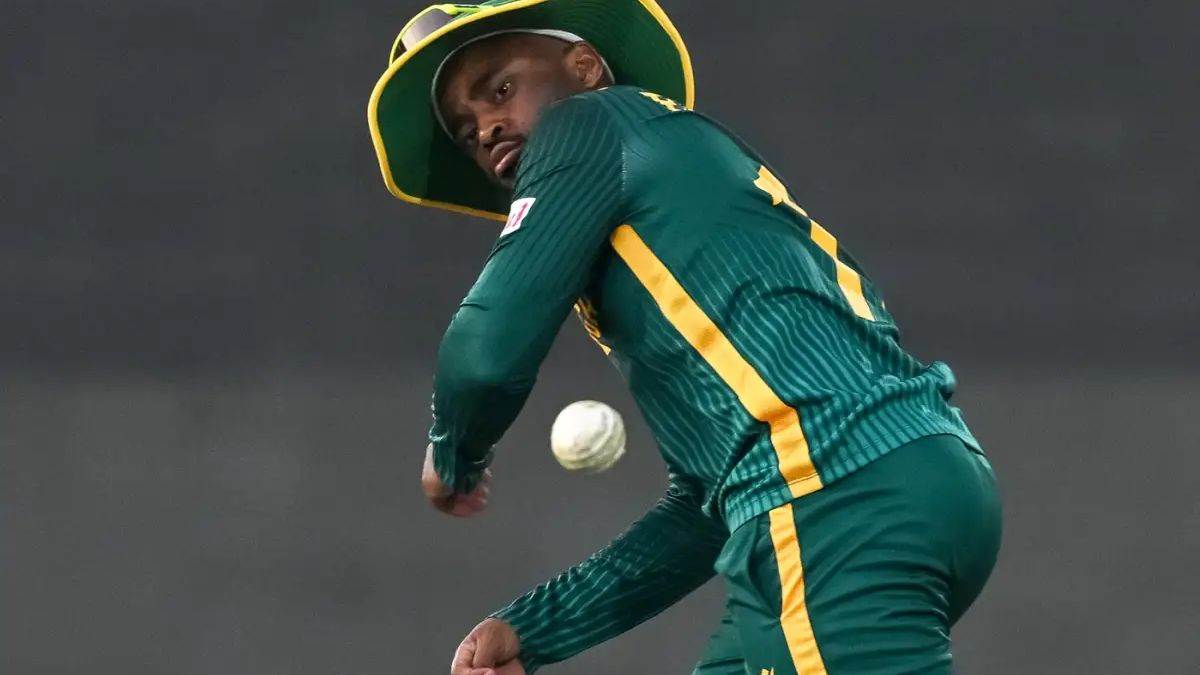https://www.jagranimages.com/images/newimg/01032025/01_03_2025-temba_bavuma__23892910.jpg