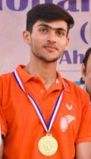 https://www.jagranimages.com/images/newimg/01042022/01_04_2022-01ara_71_01042022_179-c-.5_22591203_231735.jpg