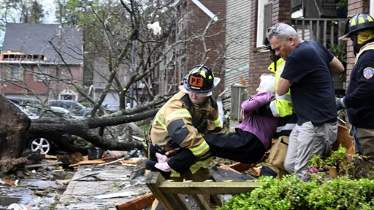 Tornado in Arkansas: अमेरिका के अरकंसास में बवंडर ने मचाई भारी तबाही, 4 लोगों की मौत; दर्जनों घायल