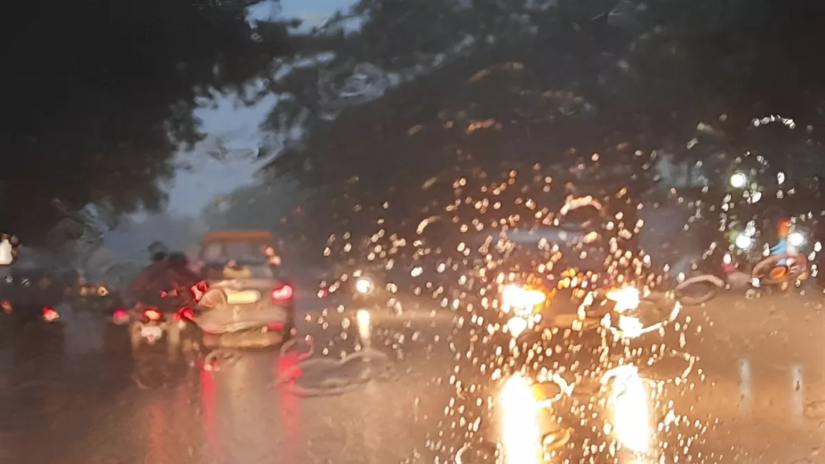 Jharkhand Weather: रांची सहित कई जिलों में झमाझम बारिश, बोकारो में ओले गिरे; कल से बदलेगा मौसम का मिजाज