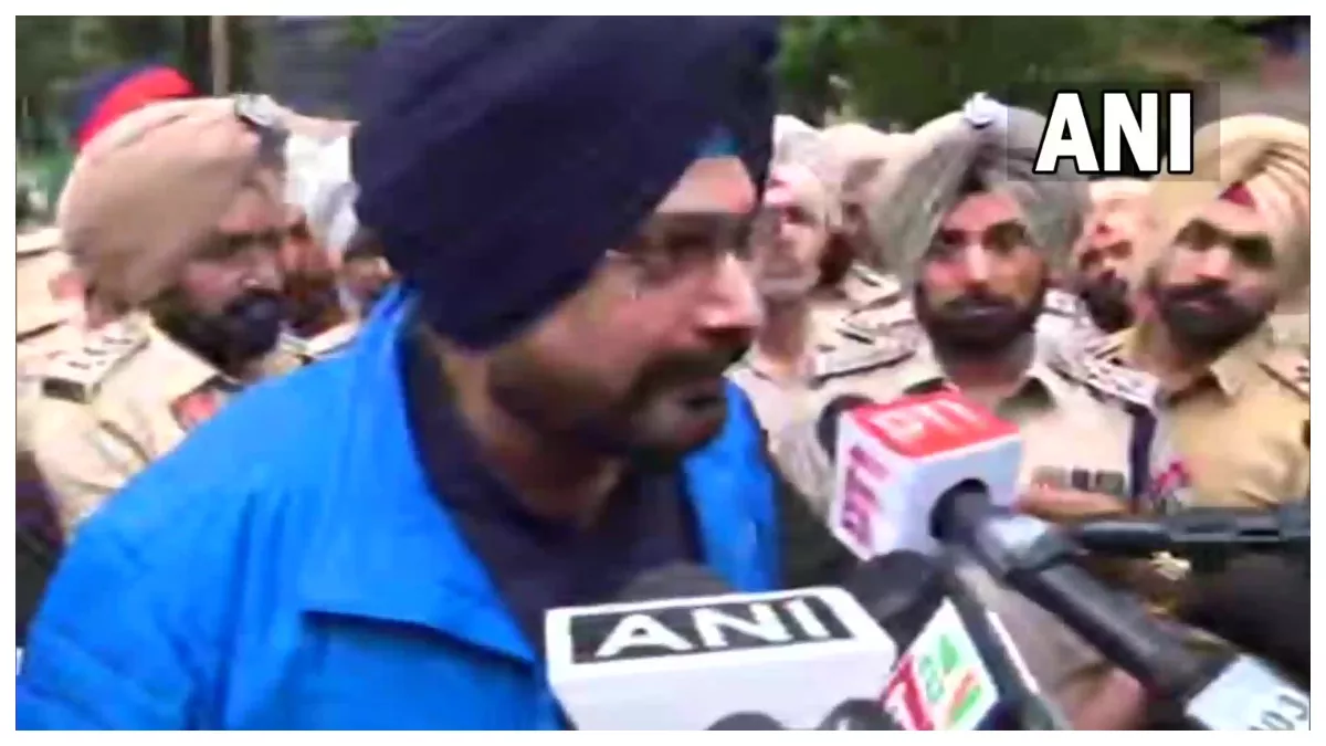 Navjot Singh Sidhu: जेल से बाहर आए नवजोत सिंह सिद्धू; स्वागत में बज रहे ढोल-नगाड़े