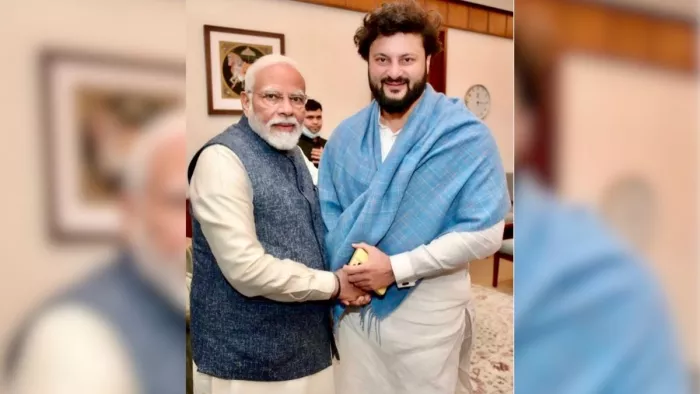 ओडिशा के चर्चित अभिनेता अनुभव मोहंती भाजपा में हुए शामिल- फोटो इंस्टाग्राम।