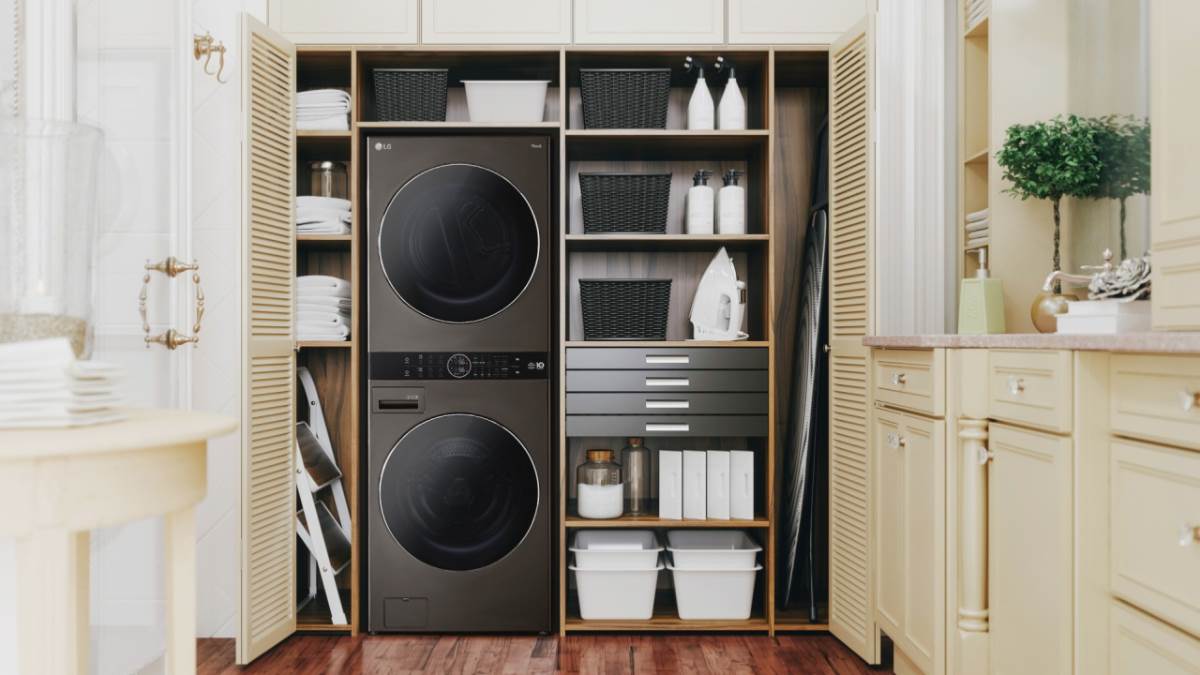 https://www.jagranimages.com/images/newimg/01042024/01_04_2024-smart_lg_washing_machine_8kg_23687273.jpg