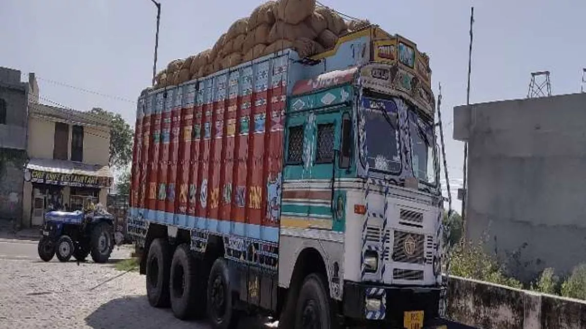 Jharkhand News: गरीबों की राशन पर किसकी नजर? राज्य खाद्य निगम का 350 क्विंटल चावल गायब
