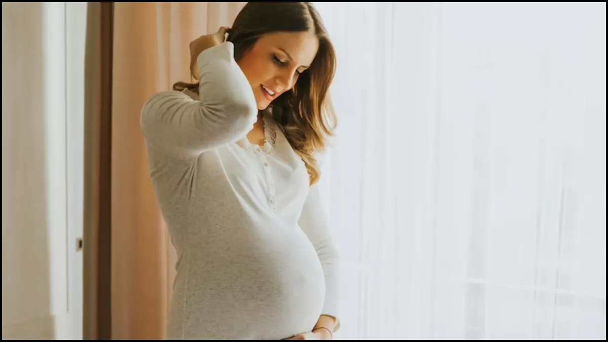 Pregnancy Tips: प्रेग्नेंसी में एसिड रिफ्लक्स की समस्या से हैं परेशान, तो इन टिप्स की मदद से पाएं इससे राहत