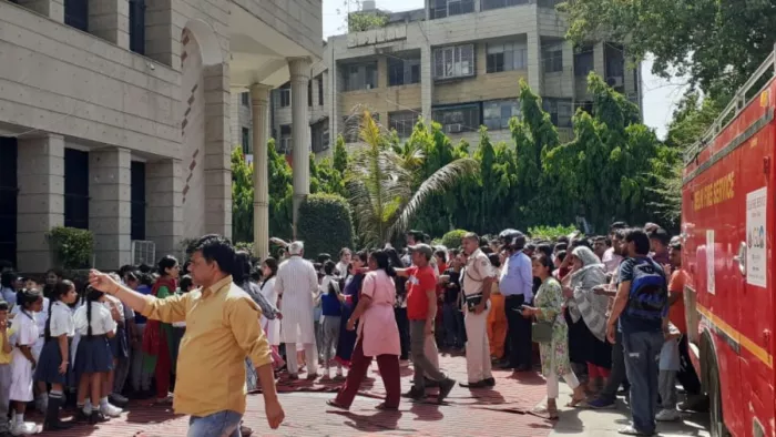 दिल्ली के एक स्कूल का दृश्य। जागरण