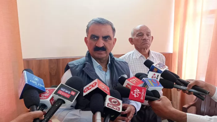 सीएम सुक्खू ने नेता प्रतिपक्ष जयराम ठाकुर पर बोला हमला।