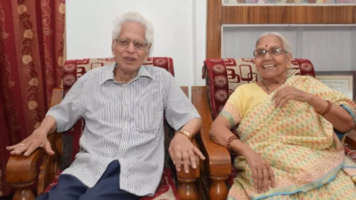 बाल्दा रोड कालोनी न्यू हैदराबाद के डा. सुरेश चंद्र गुप्ता व श्याम जानकी गुप्ता।-जागरण