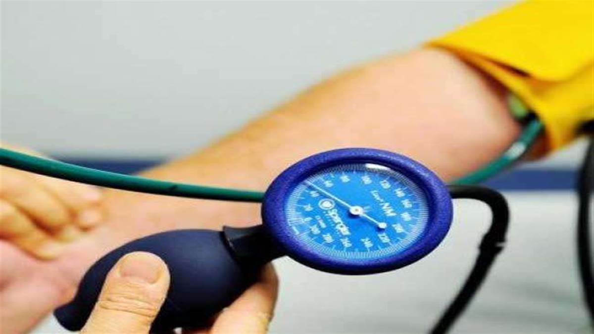 eat mulberry daily to control blood pressure know other benefits