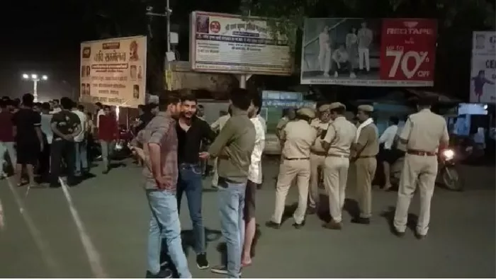 चित्तौड़गढ़ में पूर्व पार्षद की हत्या के बाद बवाल (फोटो- एएनआइ)