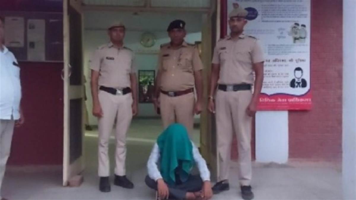 poonam slit her wrist with blade while talking about committing suicide together in sirsa