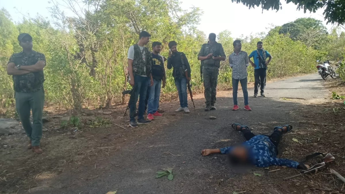 Jharkhand: गुमला में पुलिस के साथ मुठभेड़ में 2 लाख का इनामी सब जोनल कमांडर राजेश उरांव ढेर, NIA को थी तलाश