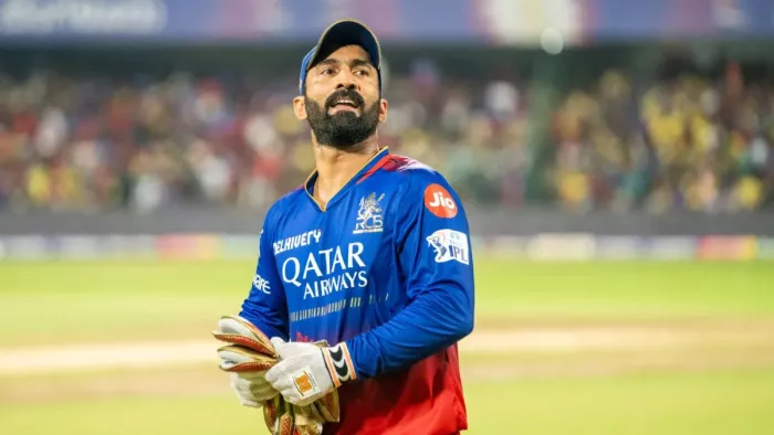 दिनेश कार्तिक ने बर्थडे के दिन लिया संन्यास