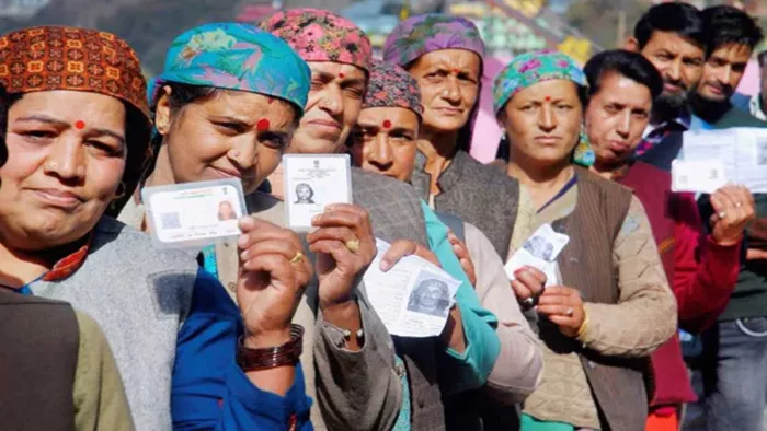 आज 37 प्रत्याशियों में से चार सांसद चुनेंगे हिमाचली, कंगना रनौत और अनुराग ठाकुर चुनावी मैदान में