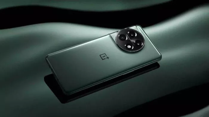 इसमें Snapdragon 8 Gen 3 चिपसेट दिया जा सकता है।