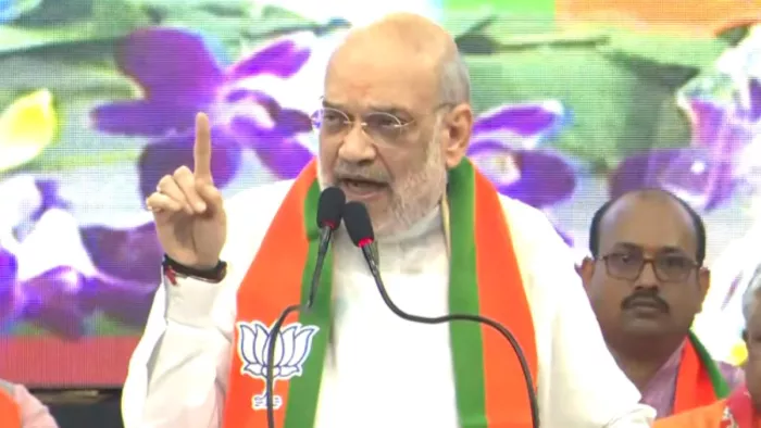 कोलकाता में केंद्रीय गृह मंत्री अमित शाह ने ममता सरकार पर साधा निशाना।(फोटो सोर्स: एएनआई)