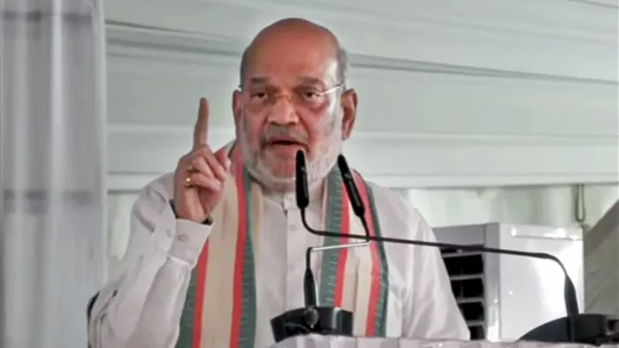 शाह ने स्थिति से निपटने के लिए हर संभव मदद का भरोसा दिया है (फोटो: पीटीआई)