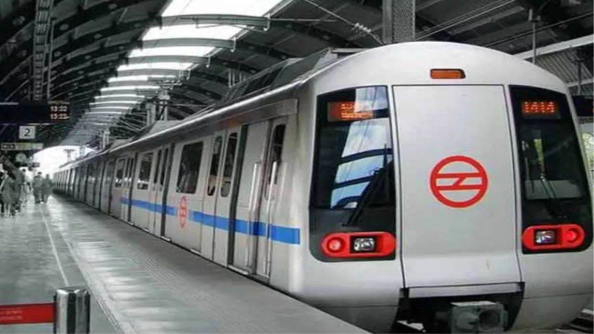 ncr new delhi metro priority security check for disabled elderly and pregnant women