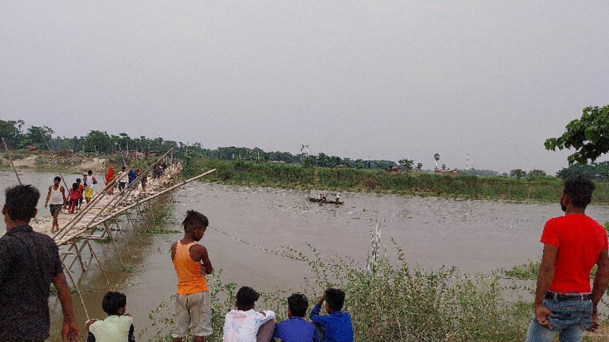 water level of bagmati river suddenly increased in aurai crisis increased on chachari bridge