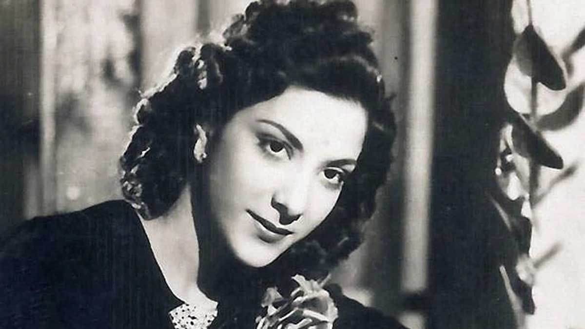 https://www.jagranimages.com/images/newimg/01062025/01_06_2025-nargis_5_23953190.jpg