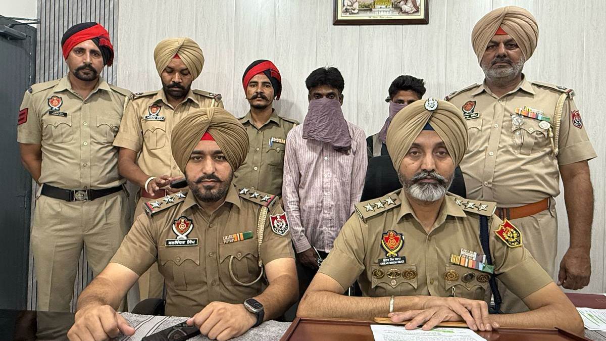 https://www.jagranimages.com/images/newimg/01062025/01_06_2025-punjab_police_9_23953126.jpg