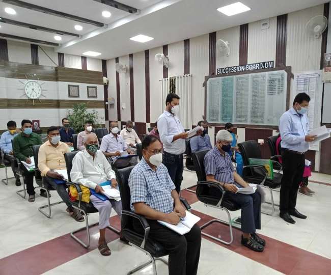 darbhanga dm said encourage makhana in the formation of agricultural marketing groups